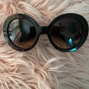 Prada | Accessories | Womens Prada Catwalk Shades Only Worn  display picture 1